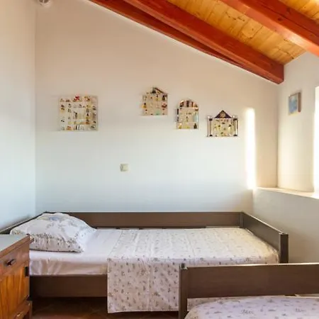 Appartement Renovated Old Stone House Lokva Rogoznica