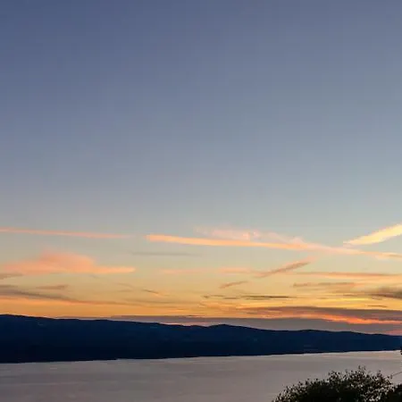 Renovated Old Stone House Lokva Rogoznica